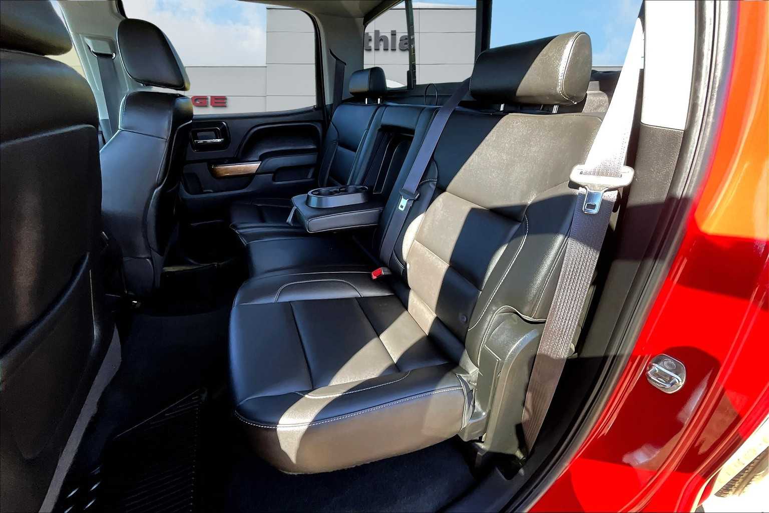 Thumbnail: 2015 Chevrolet Silverado 2500 - 13