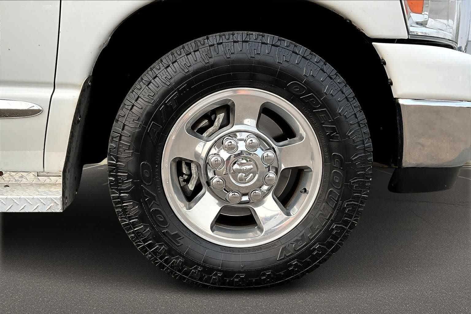 Thumbnail: 2008 Dodge Ram 2500 - 32