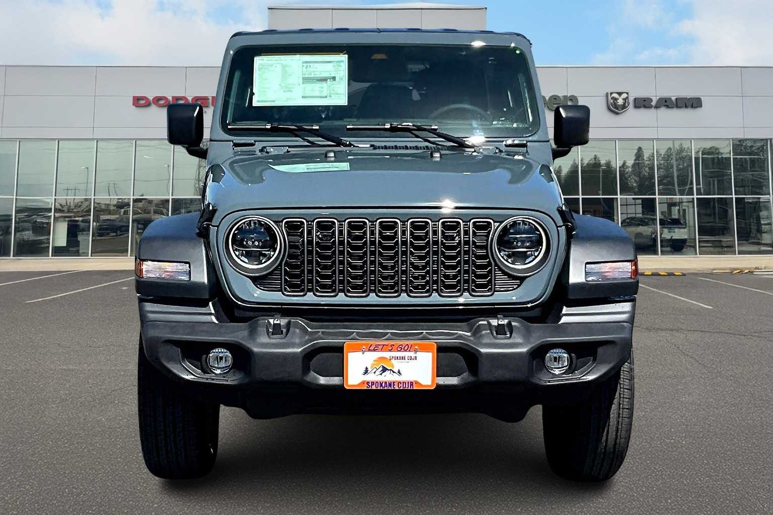 Thumbnail: 2025 Jeep Wrangler - 6