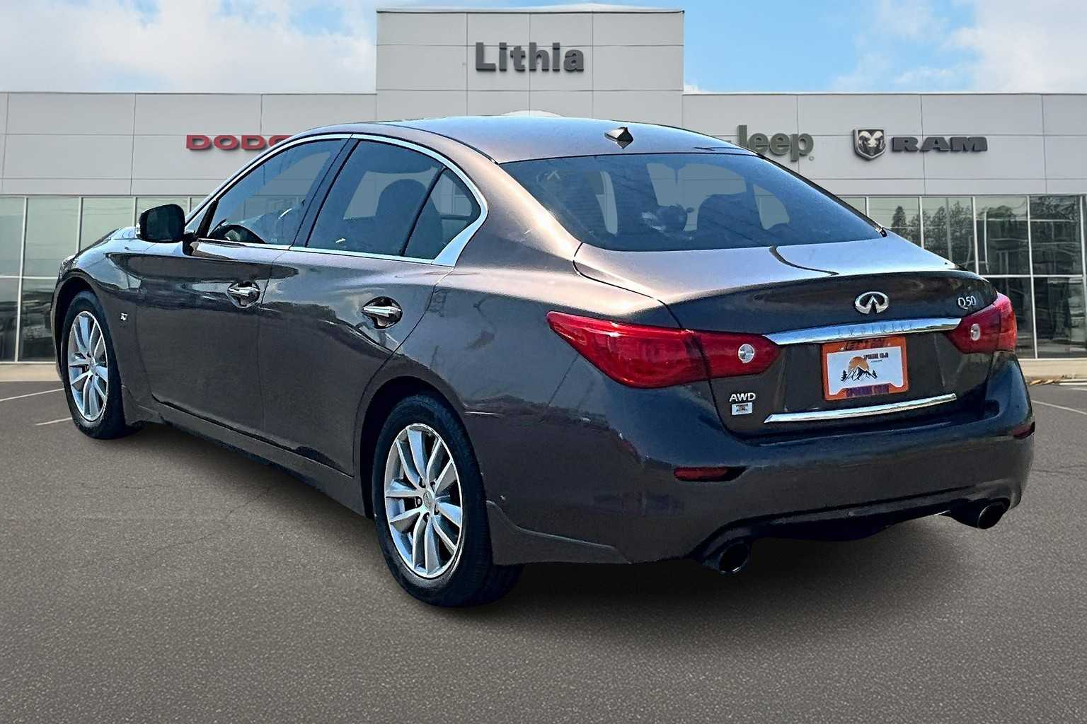 Thumbnail: 2015 INFINITI Q50 - 4