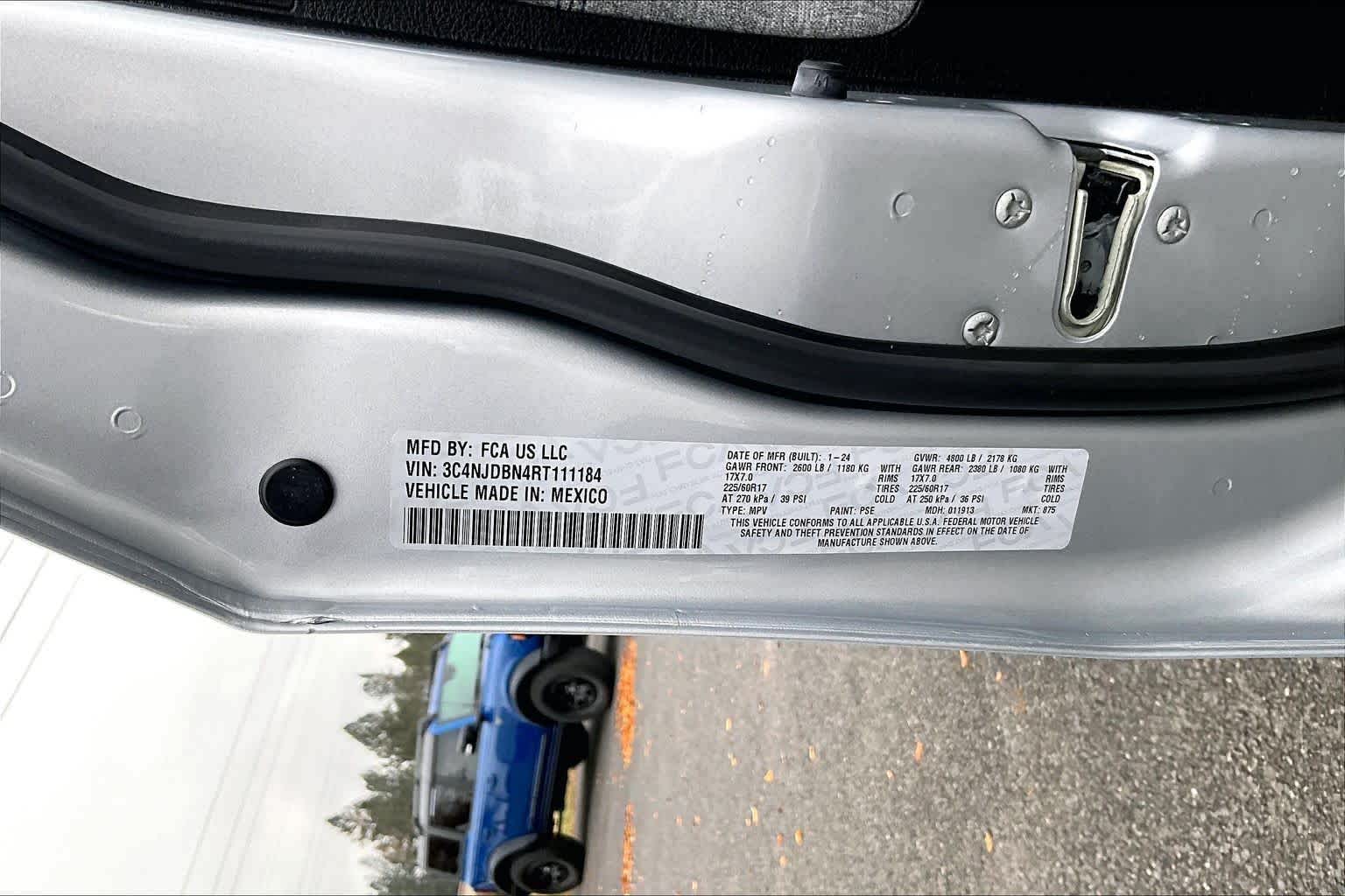 Thumbnail: 2024 Jeep Compass - 21