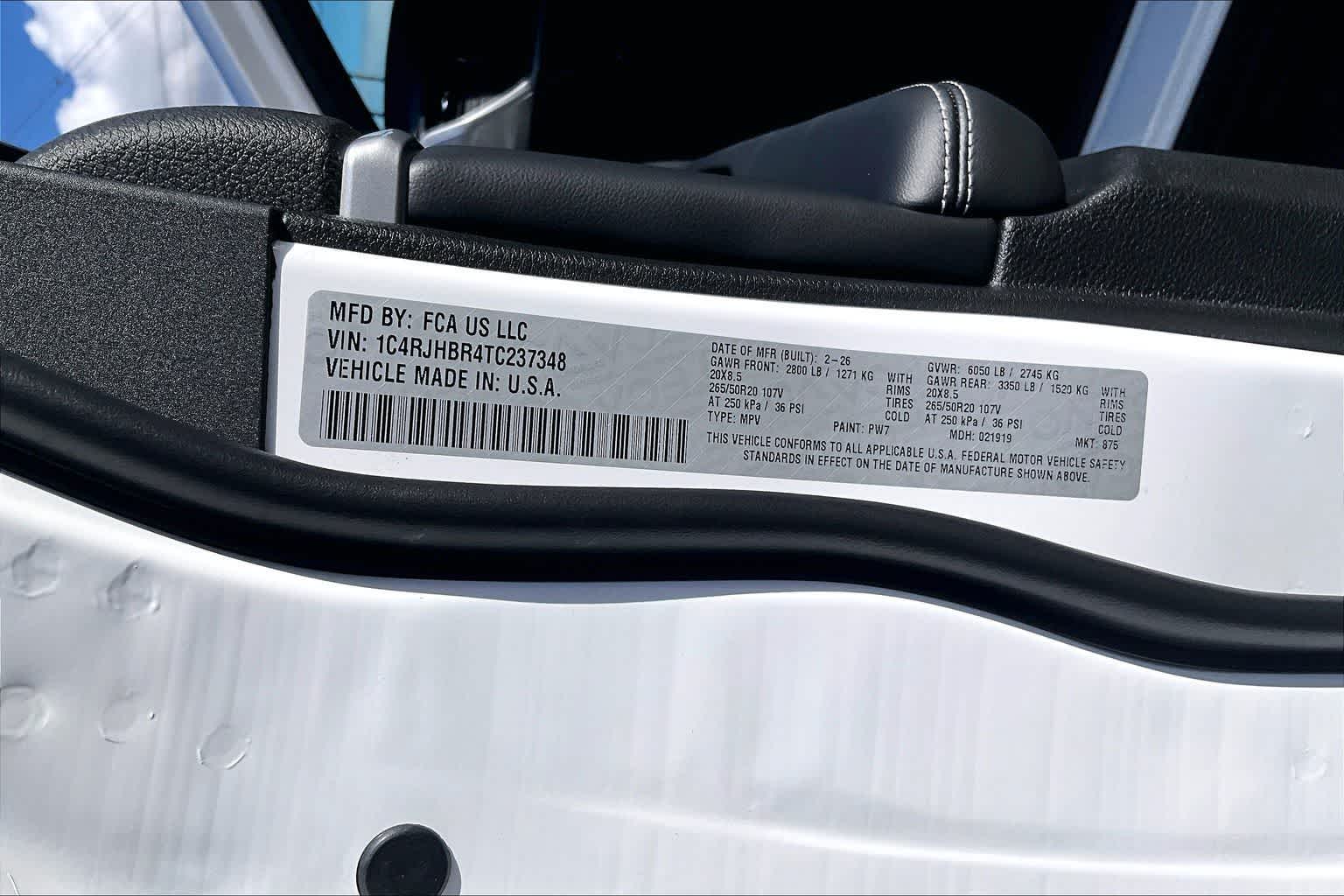 Thumbnail: 2026 Jeep Grand Cherokee - 21