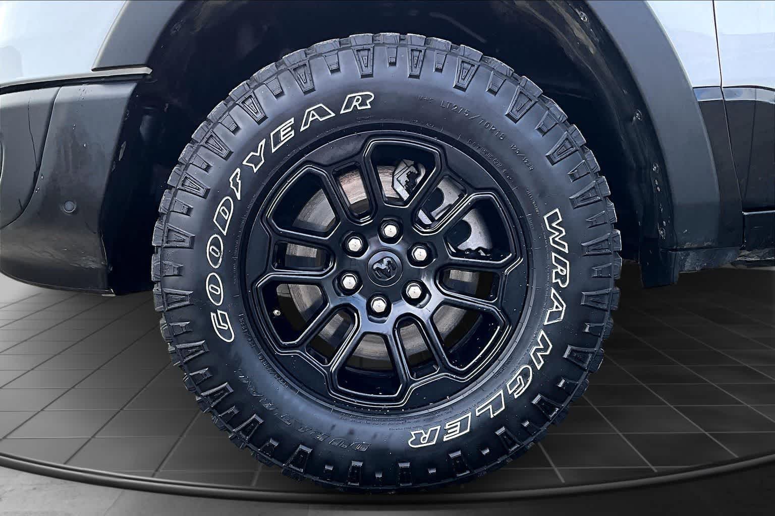 Thumbnail: 2025 RAM 1500 - 8