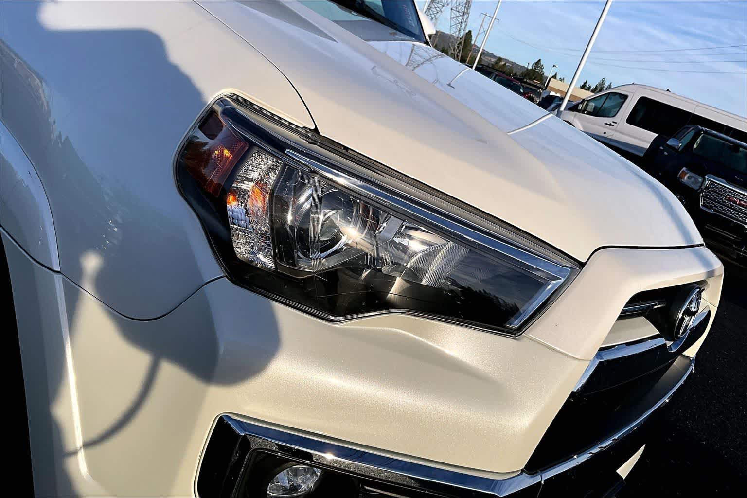 Thumbnail: 2021 Toyota 4Runner - 31