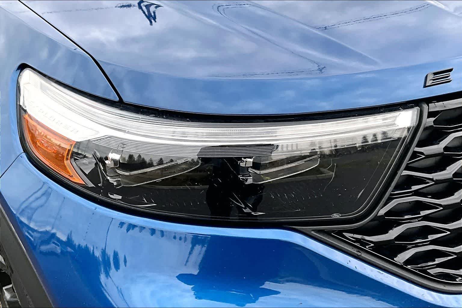 Thumbnail: 2021 Ford Explorer - 31