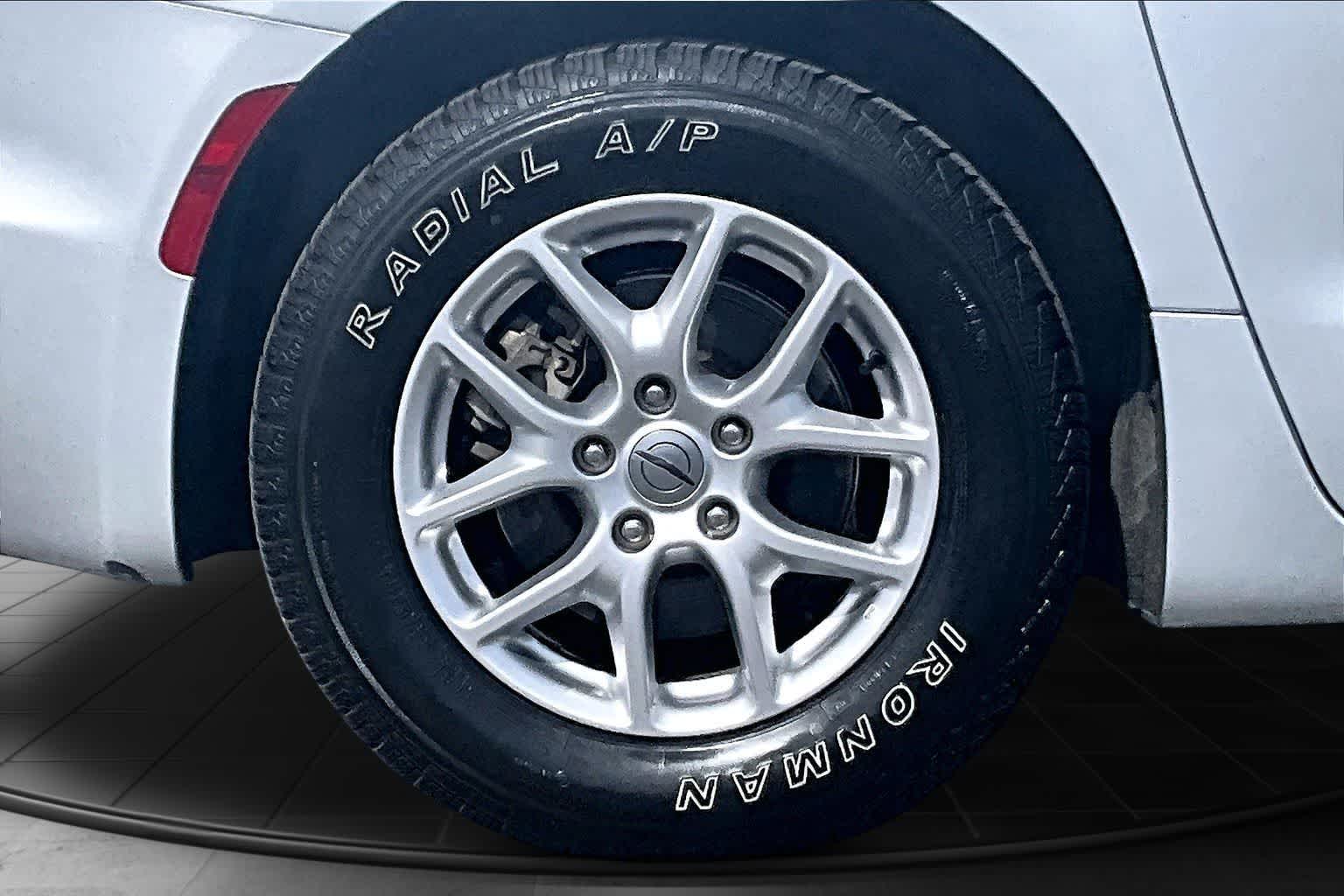 Thumbnail: 2024 Chrysler Pacifica - 36