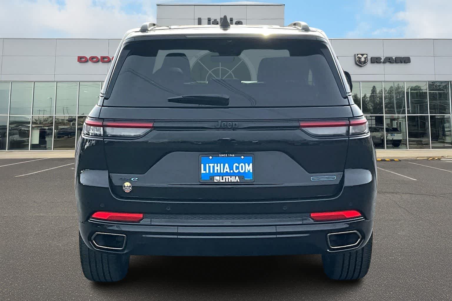 Thumbnail: 2023 Jeep Grand Cherokee - 5