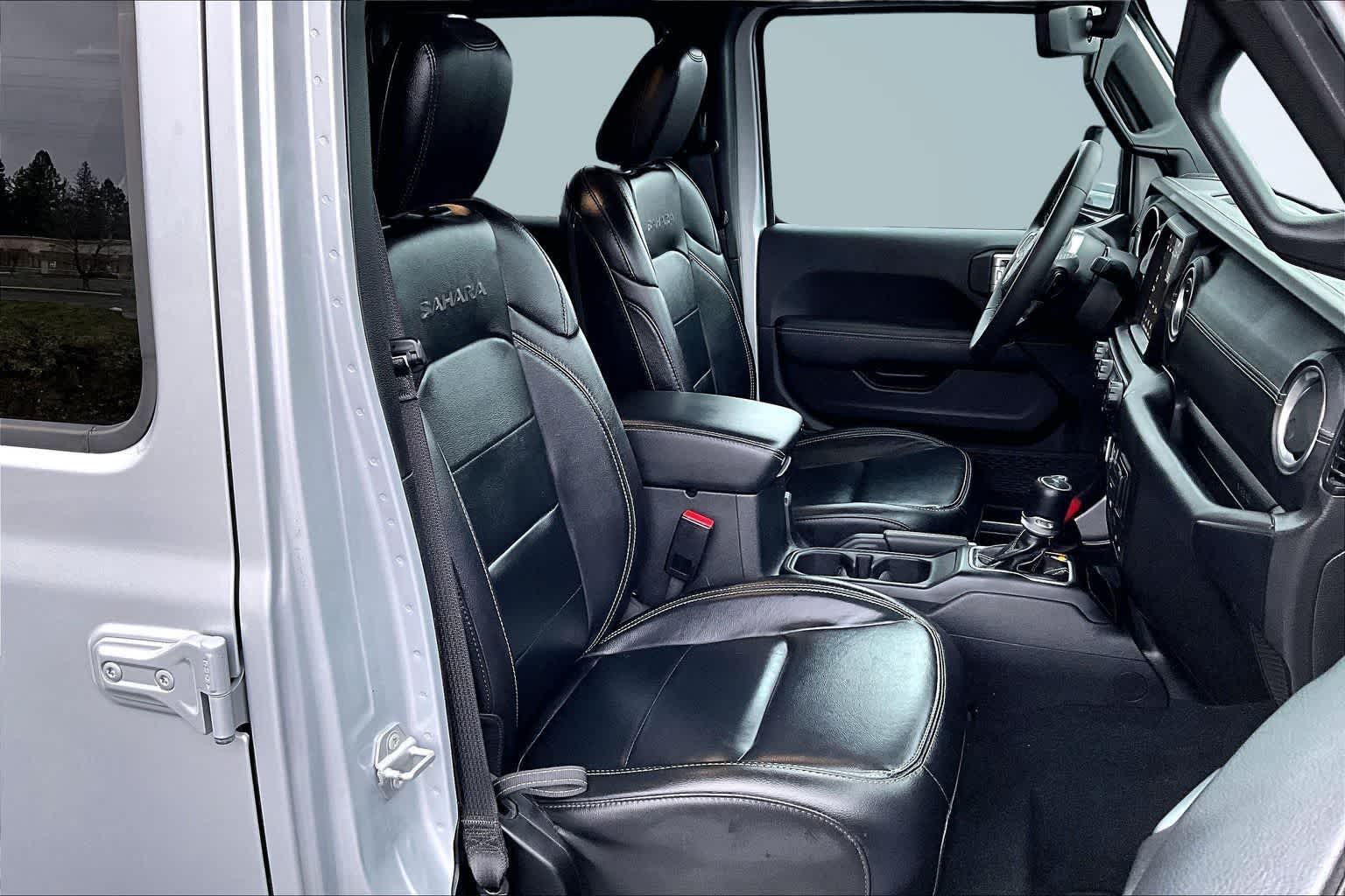 Thumbnail: 2023 Jeep Wrangler - 14