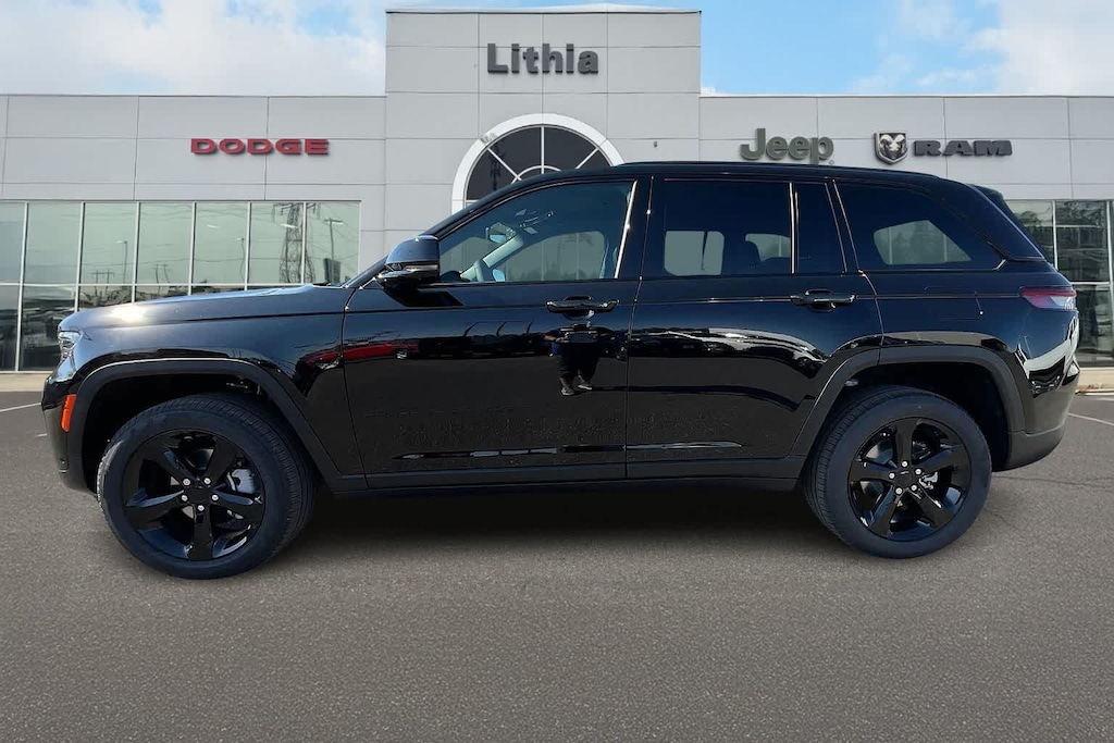 New 2025 Jeep Grand Cherokee Limited Sport Utility