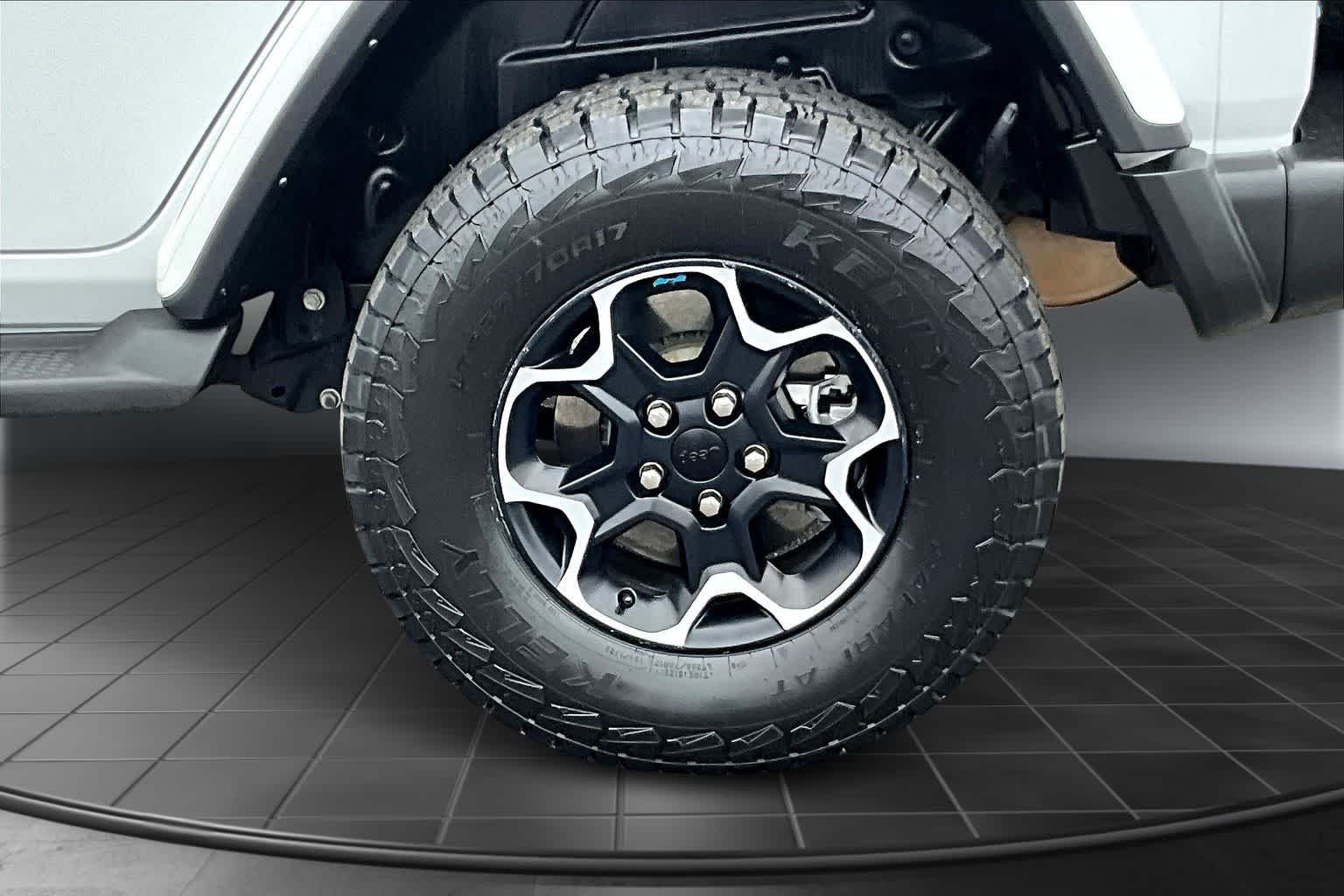 Thumbnail: 2023 Jeep Wrangler - 36