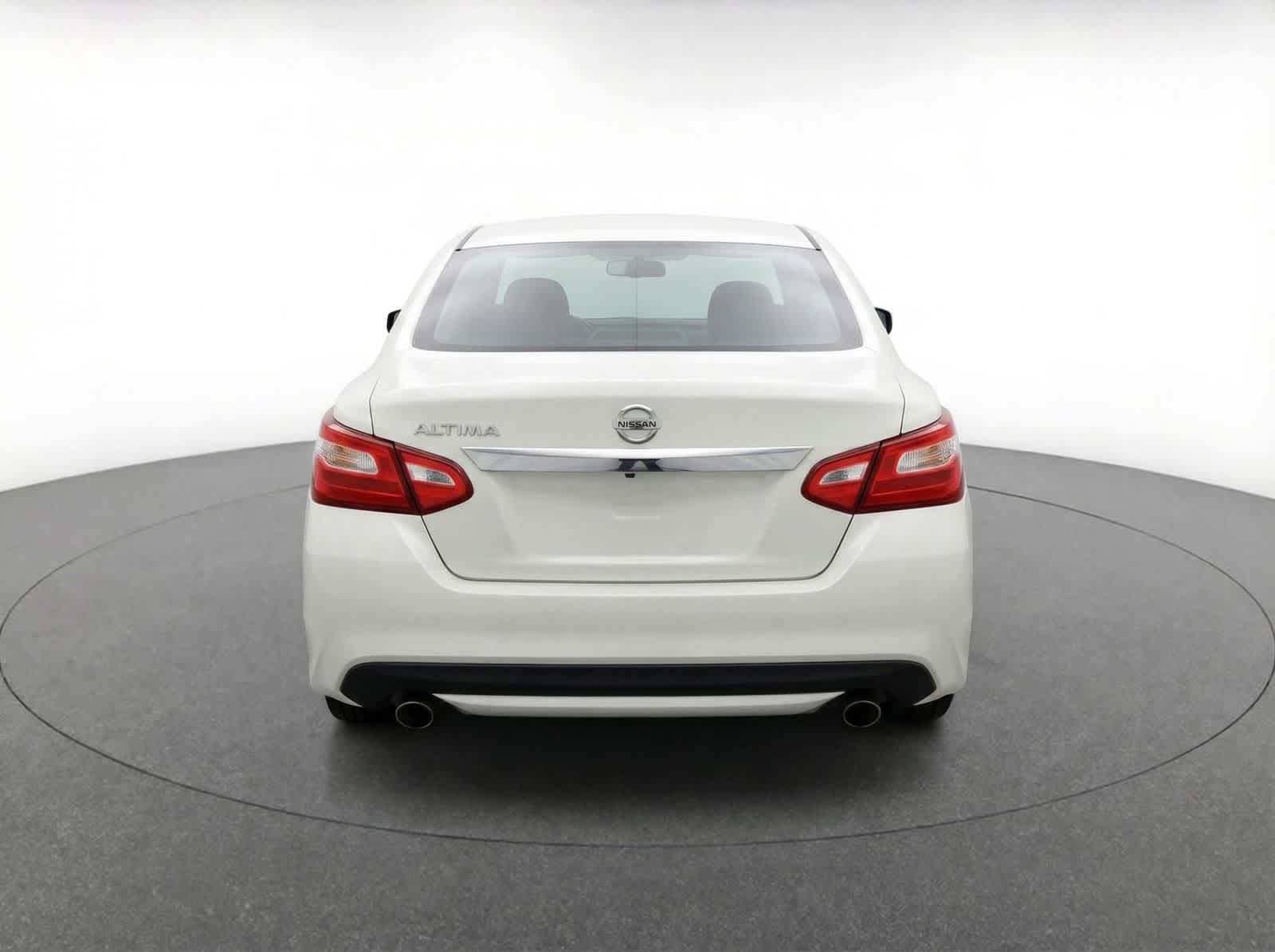 Thumbnail: 2016 Nissan Altima - 7