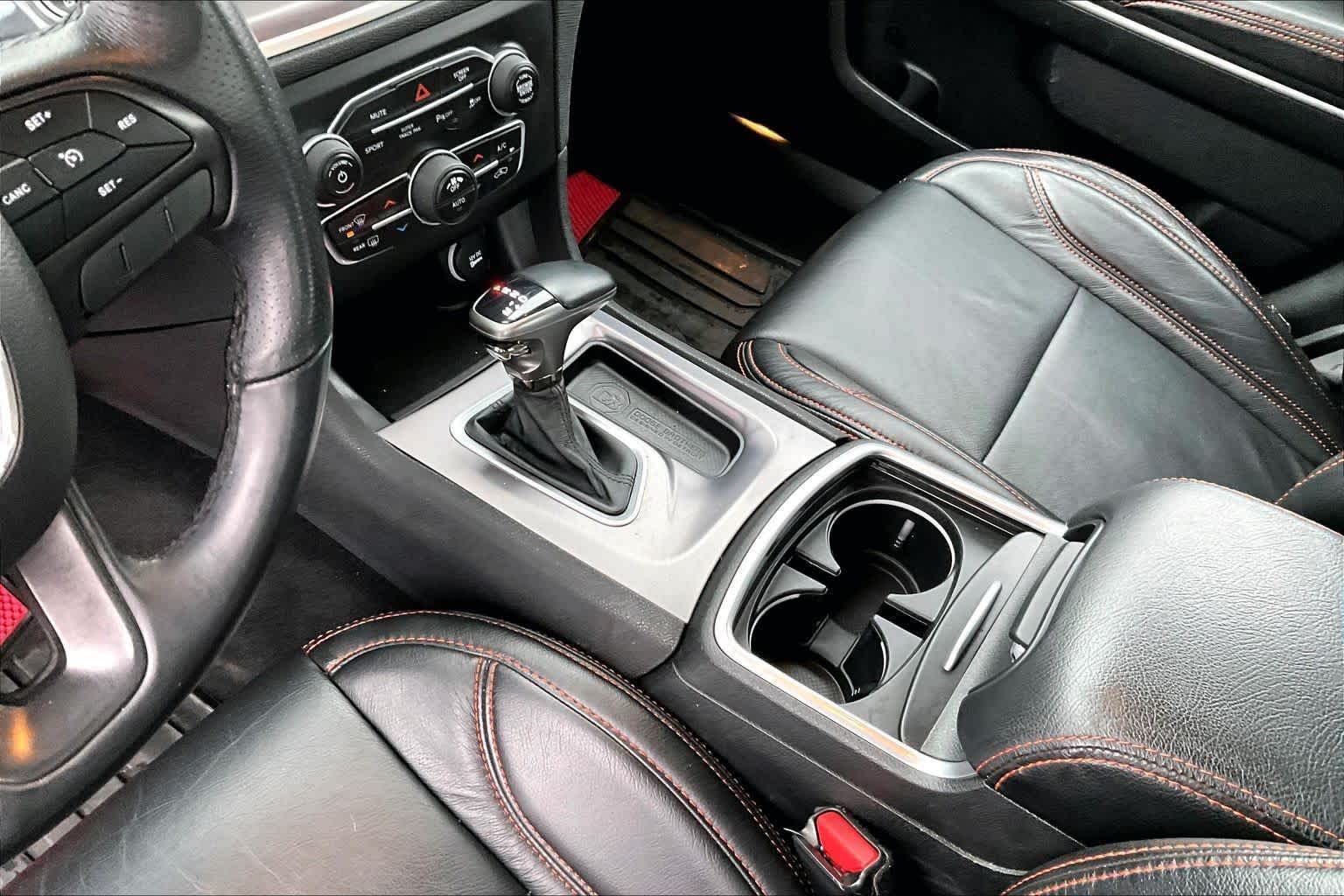 Thumbnail: 2019 Dodge Charger - 18