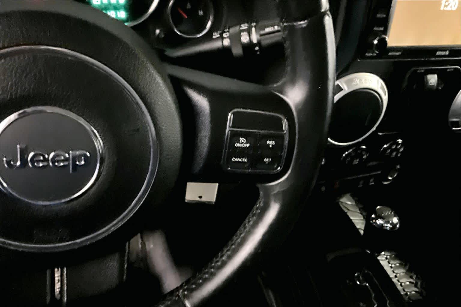 Thumbnail: 2013 Jeep Wrangler - 26