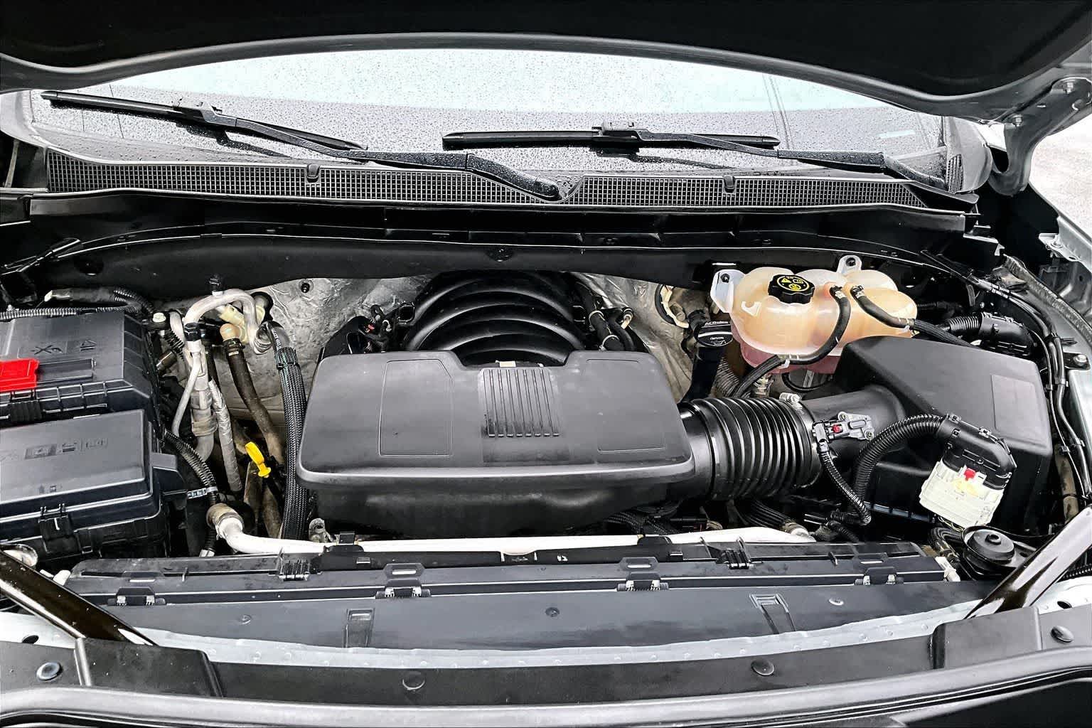 Thumbnail: 2023 Chevrolet Suburban - 9