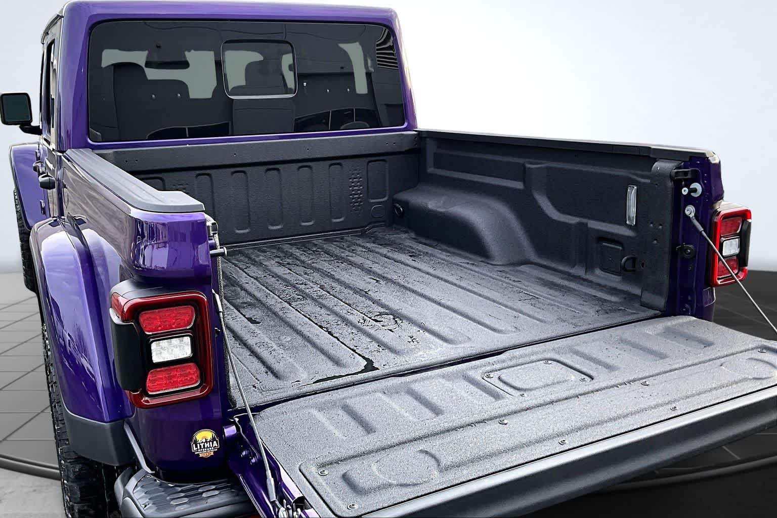 Thumbnail: 2026 Jeep Gladiator - 19