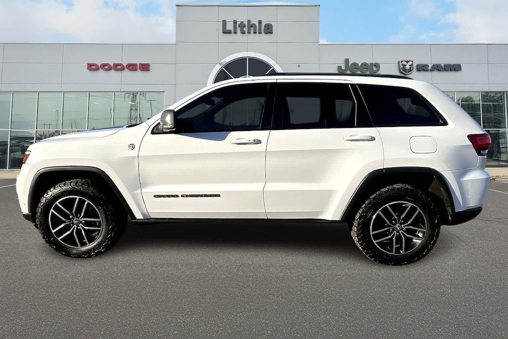 Used 2017 Jeep Grand Cherokee Trailhawk SUV