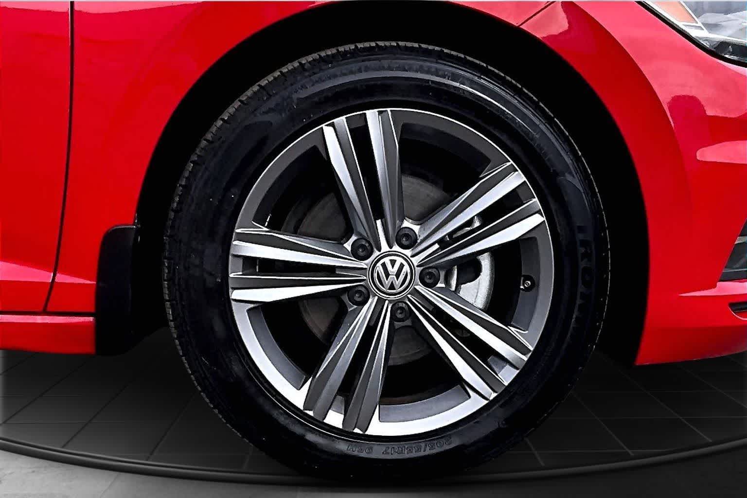 Thumbnail: 2021 Volkswagen Jetta - 34