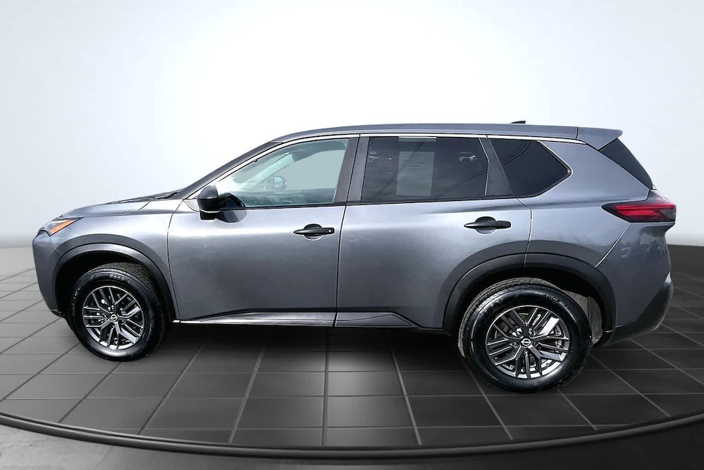 Used 2023 Nissan Rogue S SUV