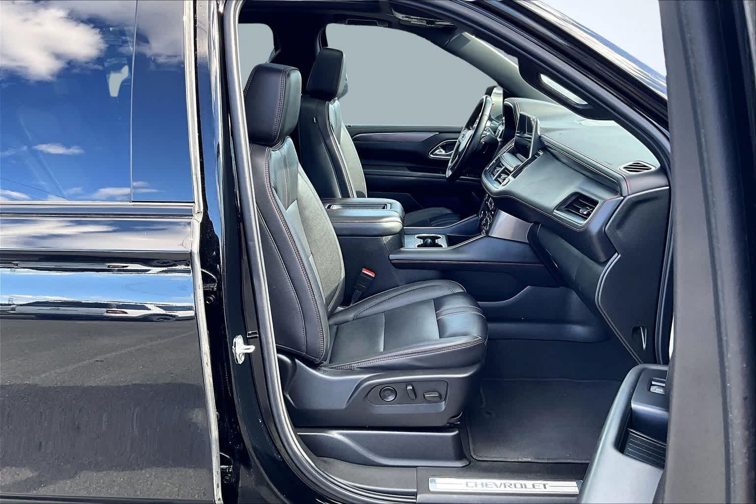 Thumbnail: 2024 Chevrolet Suburban - 14