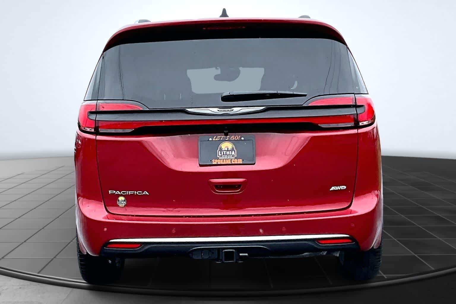 Thumbnail: 2026 Chrysler Pacifica - 5