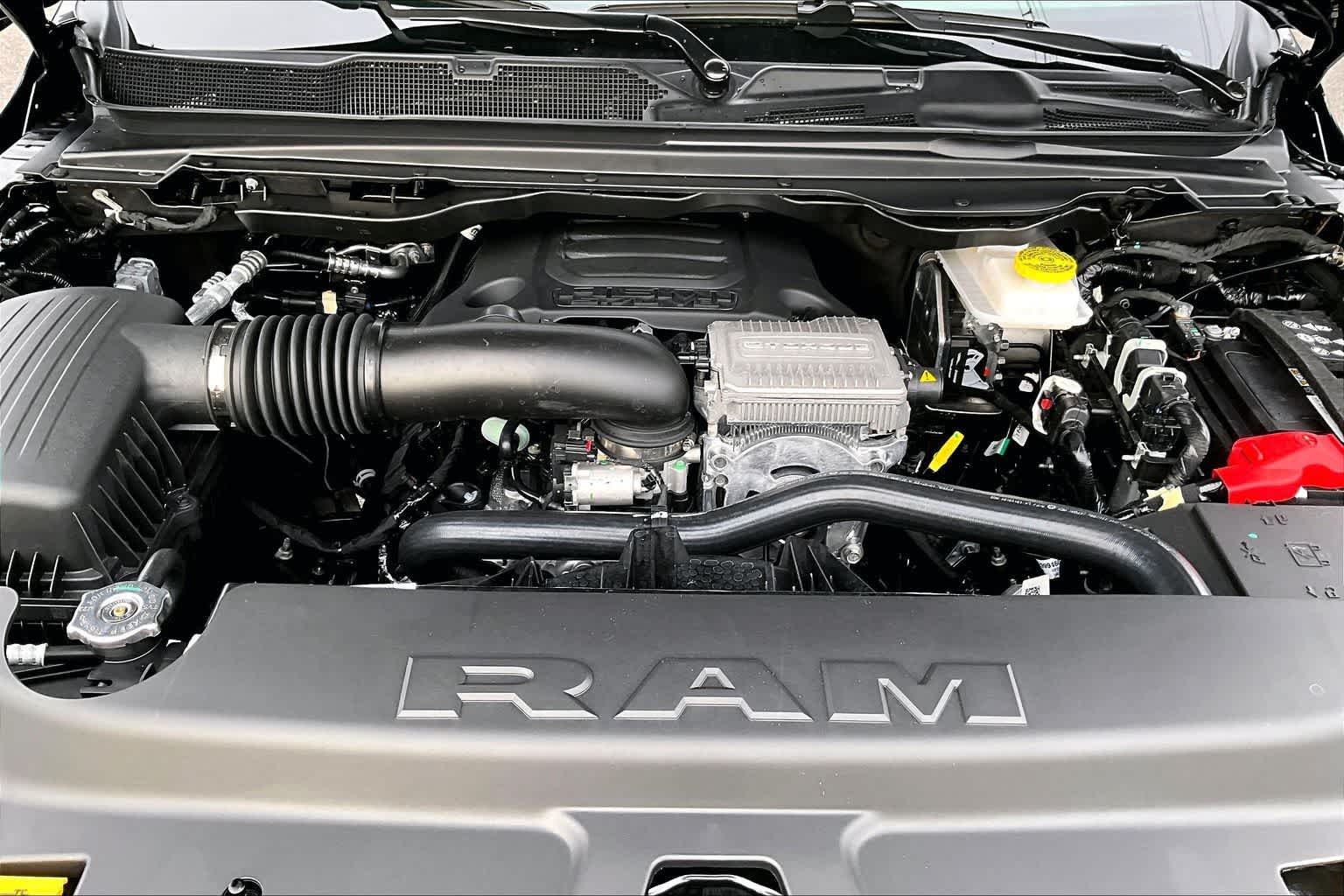 Thumbnail: 2026 RAM 1500 - 9