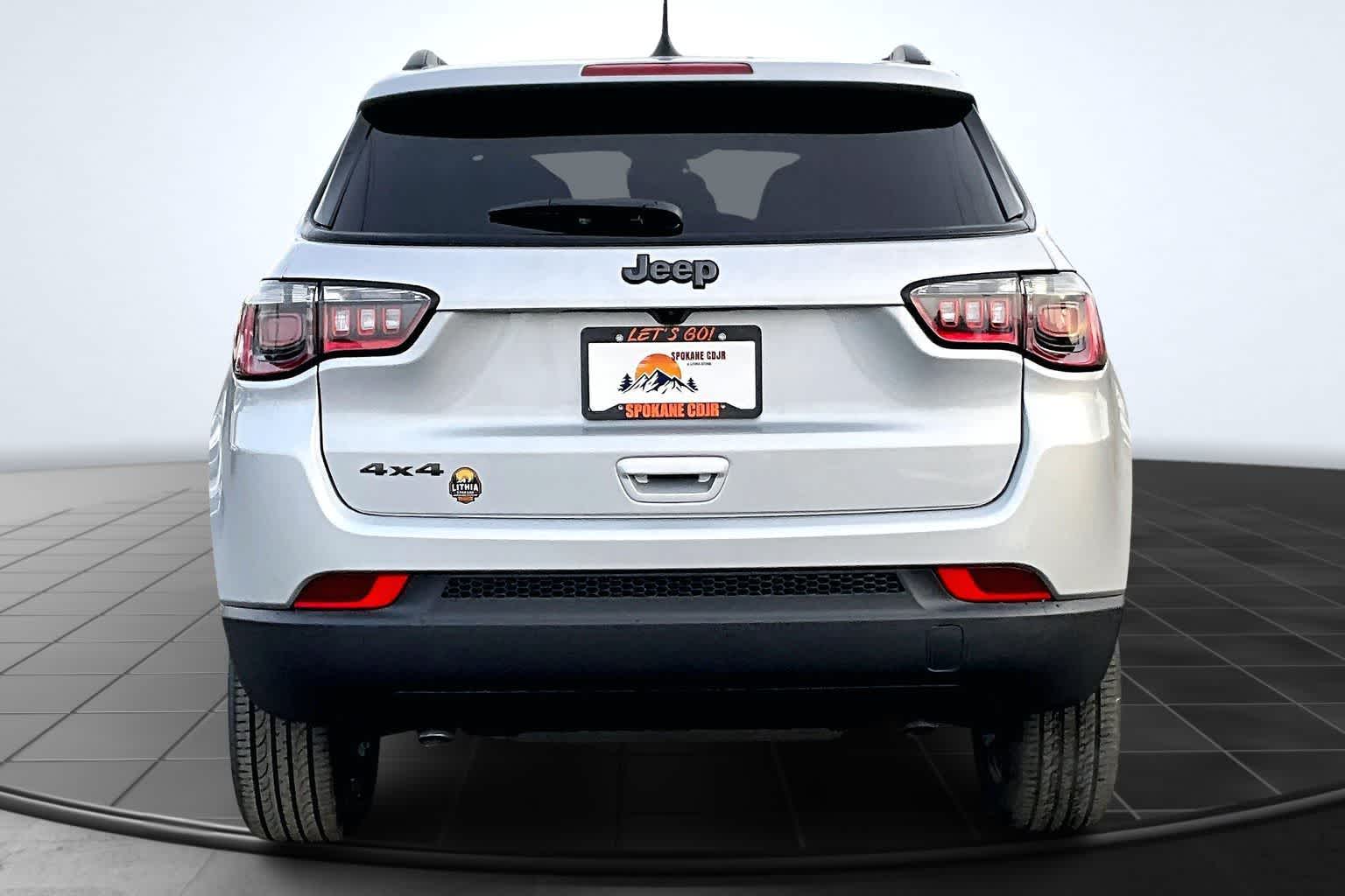 Thumbnail: 2026 Jeep Compass - 5