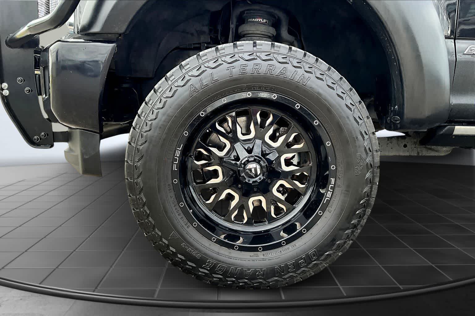 Thumbnail: 2019 Ford Econoline - 8