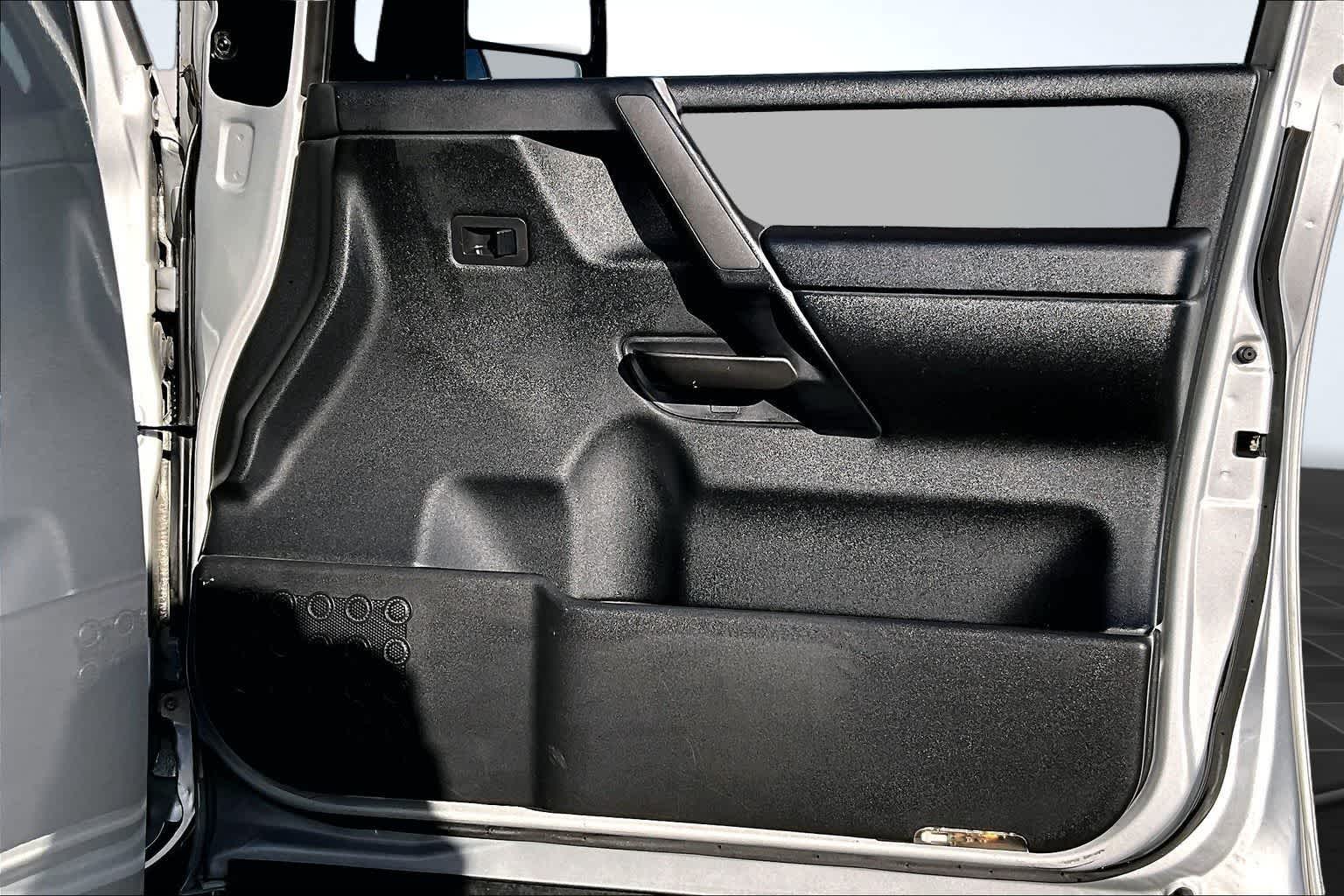 Thumbnail: 2012 Nissan Titan - 29