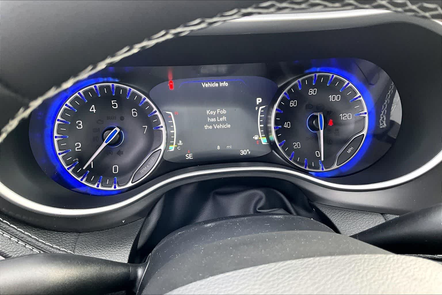 Thumbnail: 2026 Chrysler Pacifica - 18