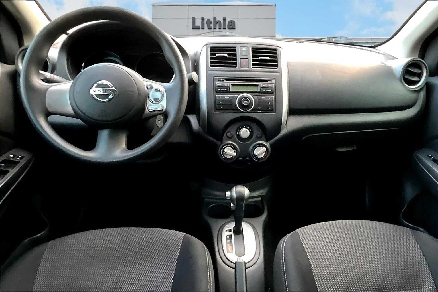 Thumbnail: 2014 Nissan Versa - 10