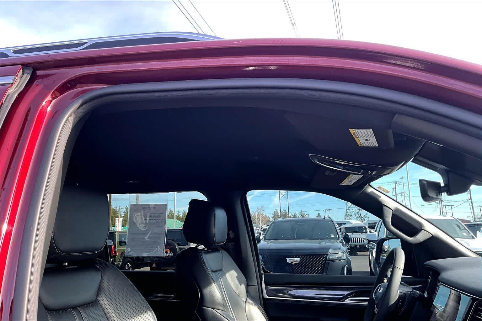 Thumbnail: 2022 Jeep Wagoneer - 29