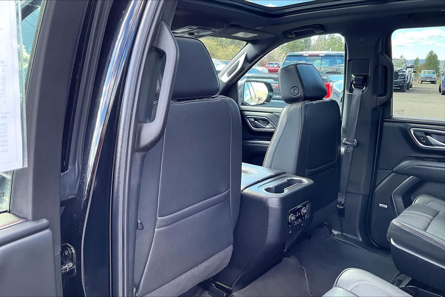 Thumbnail: 2024 Chevrolet Suburban - 12