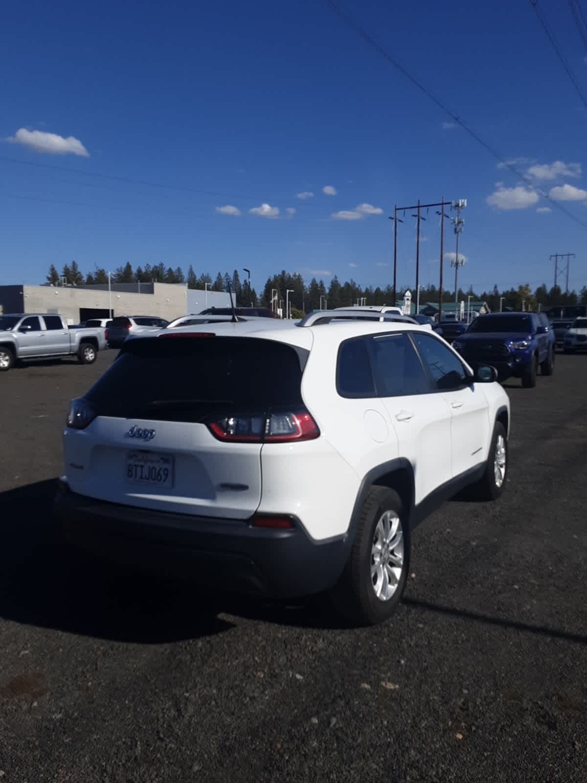 2020 Jeep Cherokee Latitude photo 3