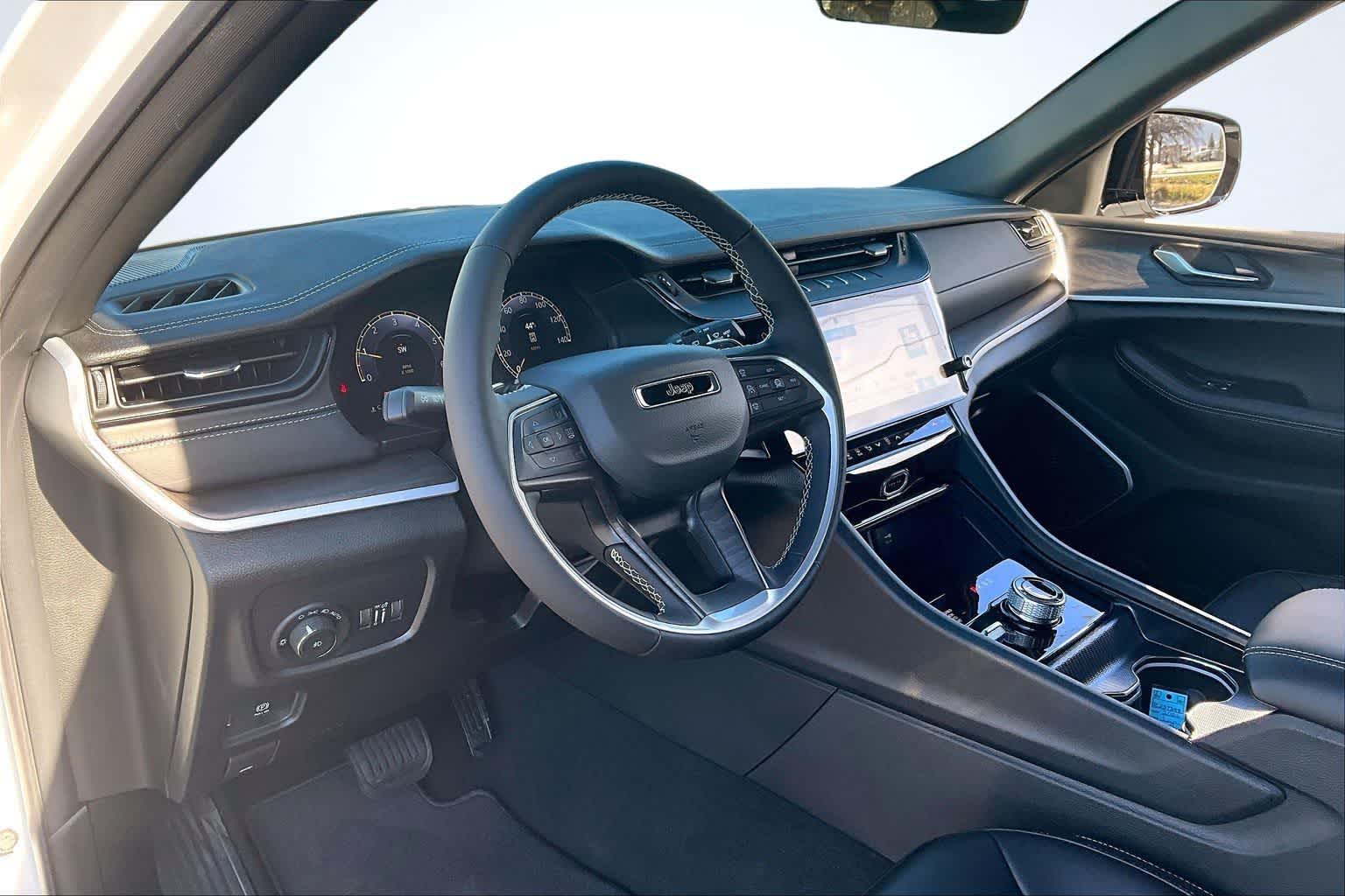 Thumbnail: 2026 Jeep Grand Cherokee - 2