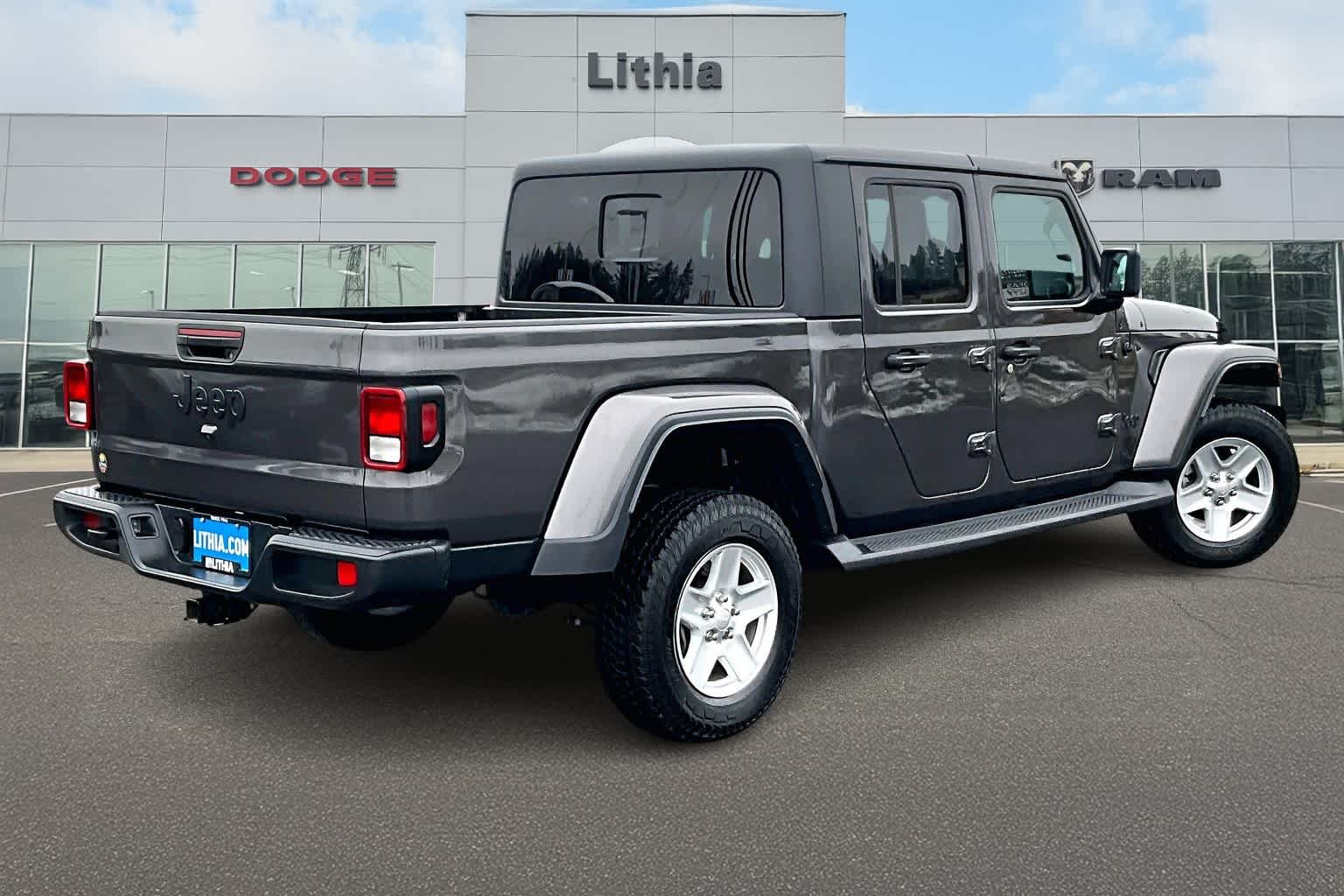 Thumbnail: 2022 Jeep Gladiator - 23