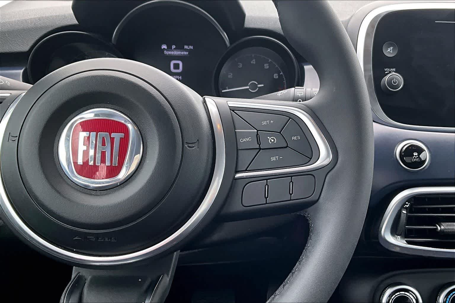 Thumbnail: 2022 Fiat 500X - 25