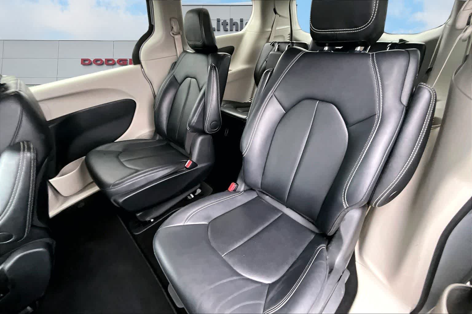 Thumbnail: 2024 Chrysler Pacifica - 13