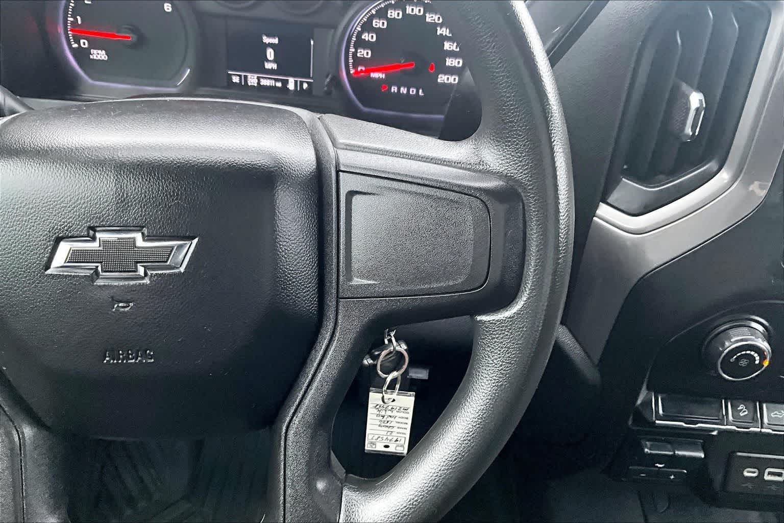 Thumbnail: 2021 Chevrolet Silverado 1500 - 26