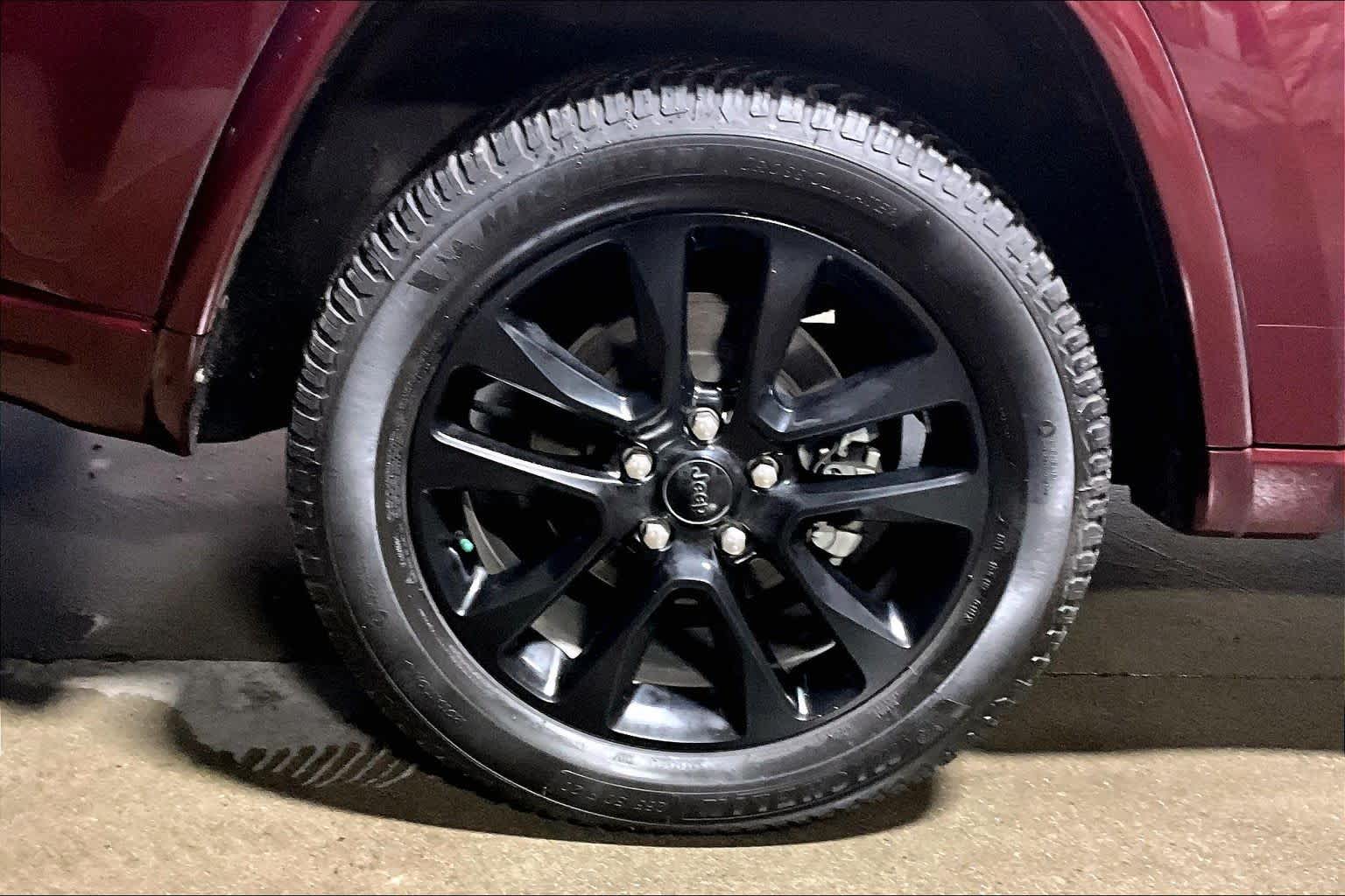 Thumbnail: 2020 Jeep Grand Cherokee - 35