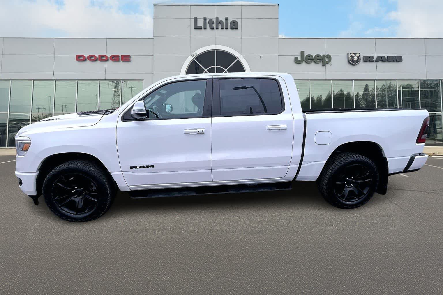 Thumbnail: 2022 RAM 1500 - 3