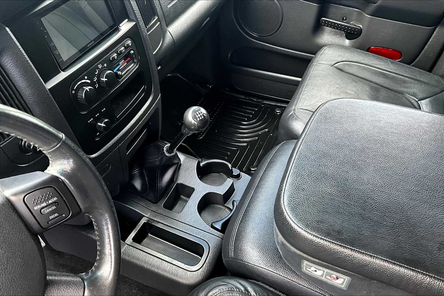 Thumbnail: 2005 Dodge Ram 2500 - 17