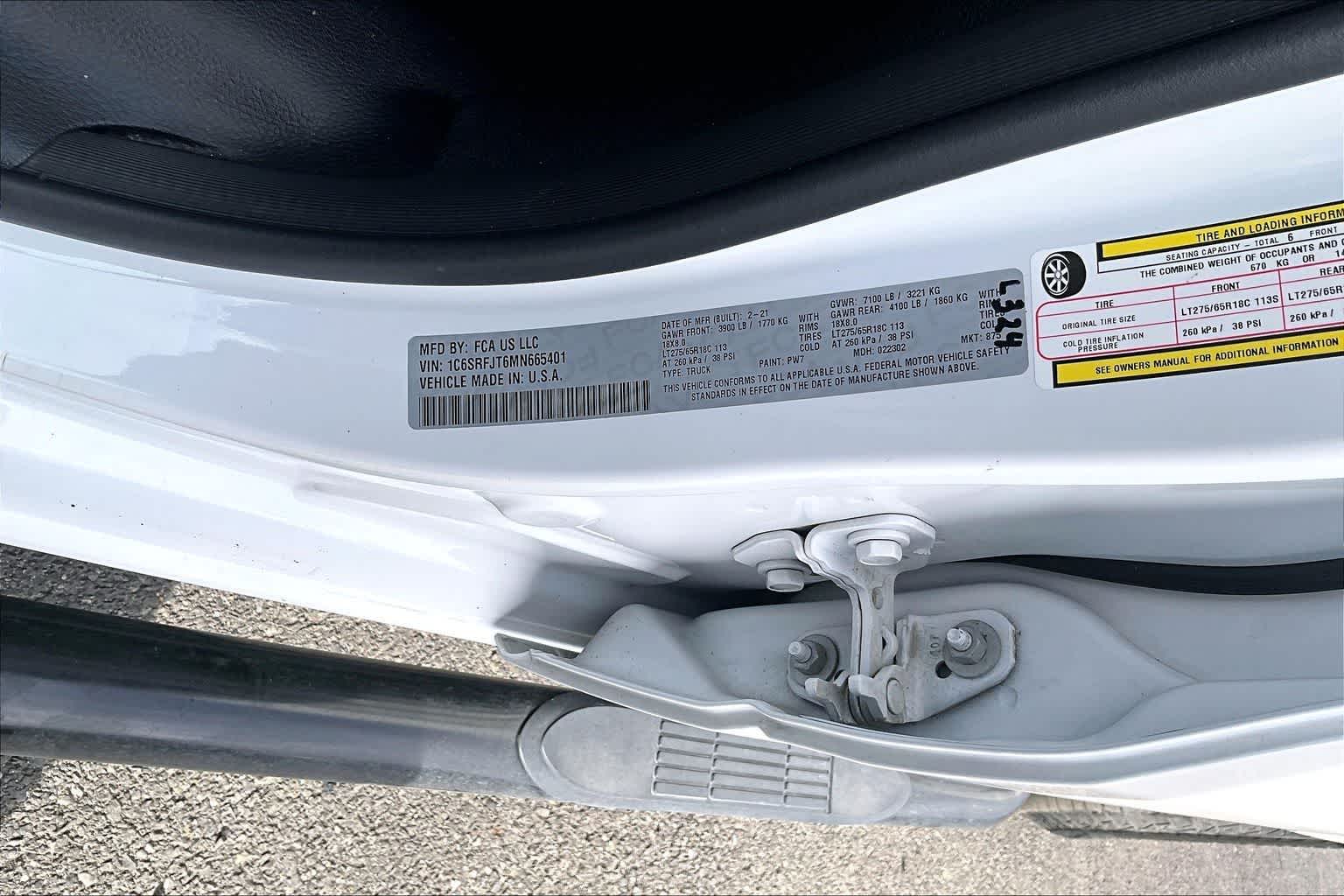 Thumbnail: 2021 RAM 1500 - 21