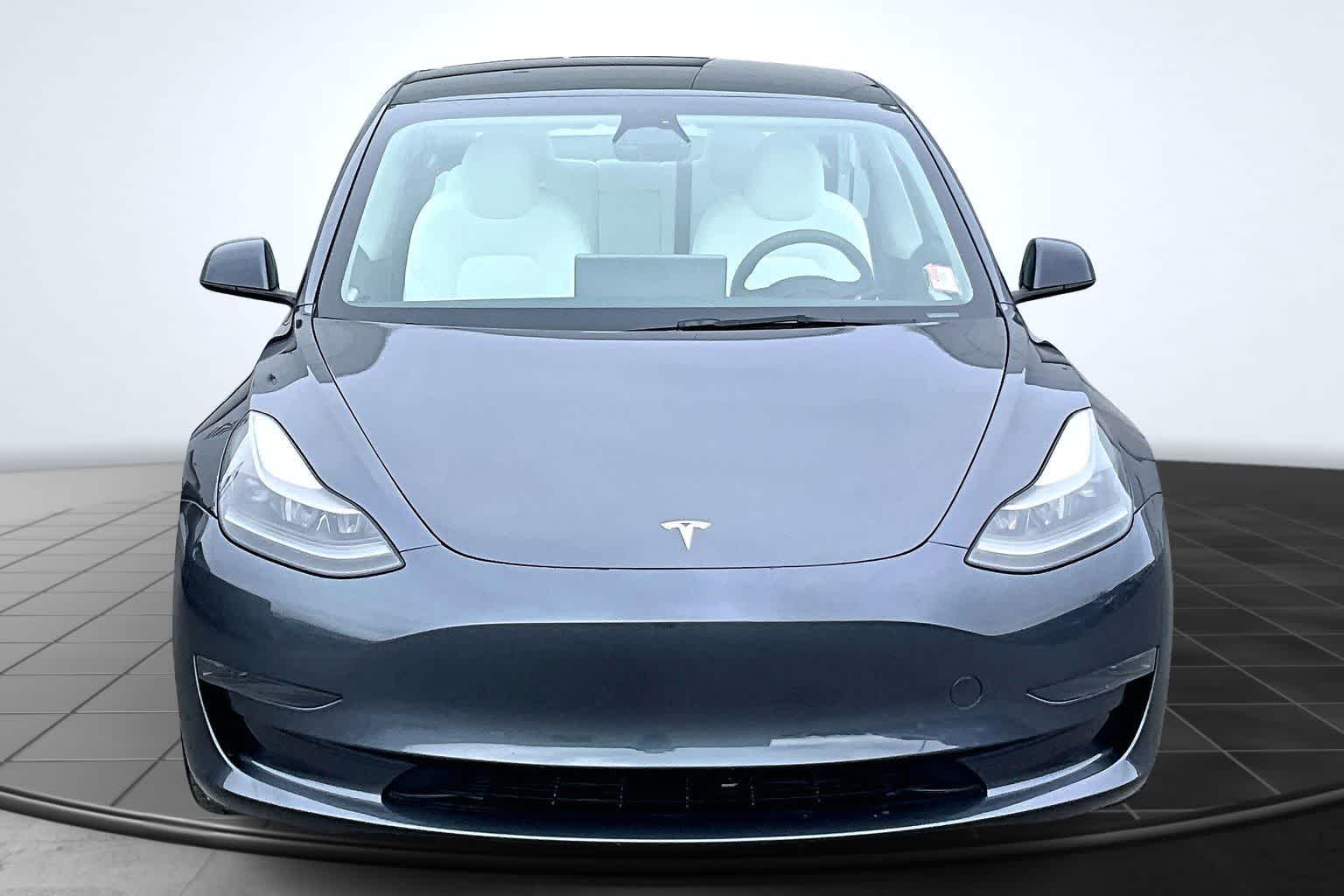 Thumbnail: 2023 Tesla Model 3 - 6