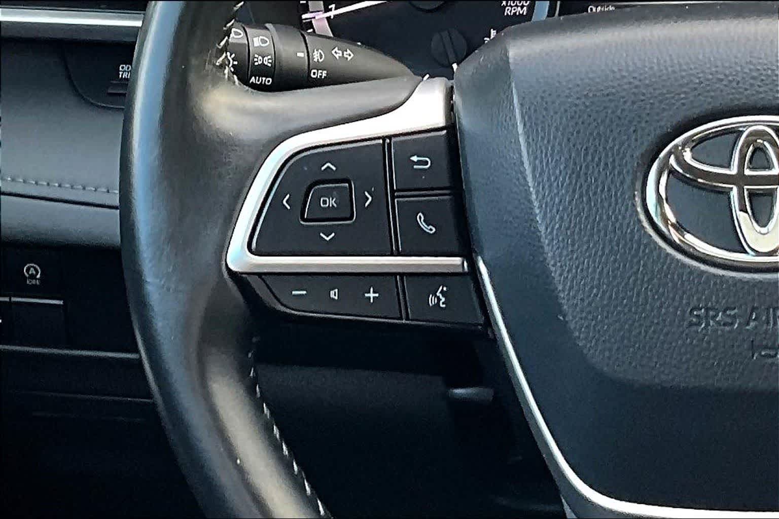 Thumbnail: 2024 Toyota Highlander - 25