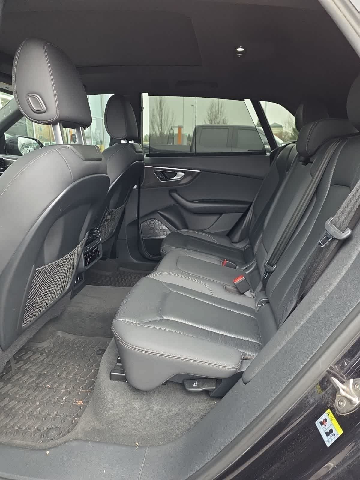 Thumbnail: 2019 Audi Q8 - 8