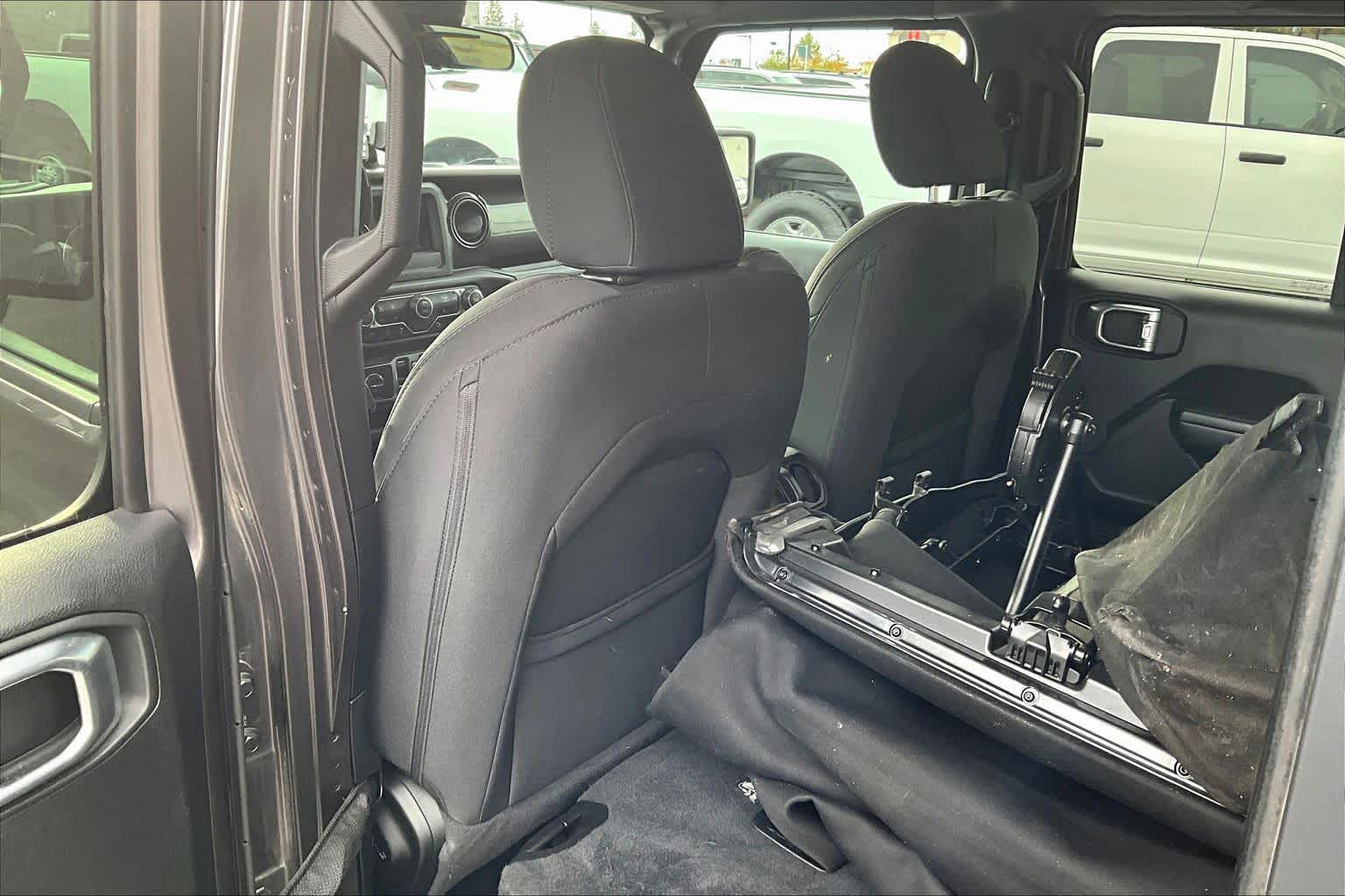 Thumbnail: 2020 Jeep Wrangler - 12