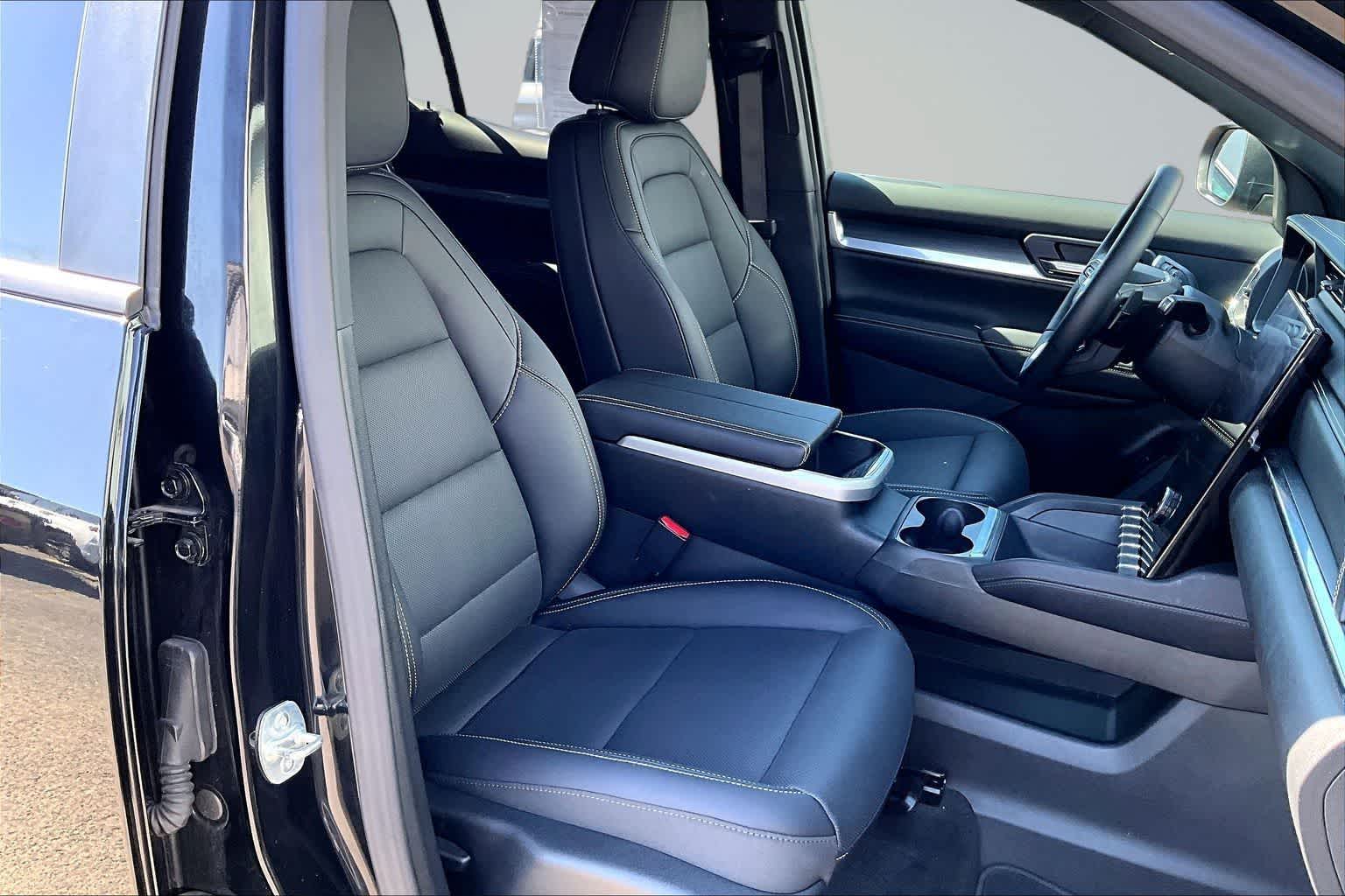 Thumbnail: 2025 GMC Terrain - 14