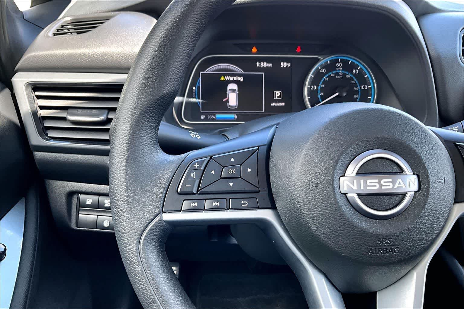Thumbnail: 2024 Nissan Leaf - 25