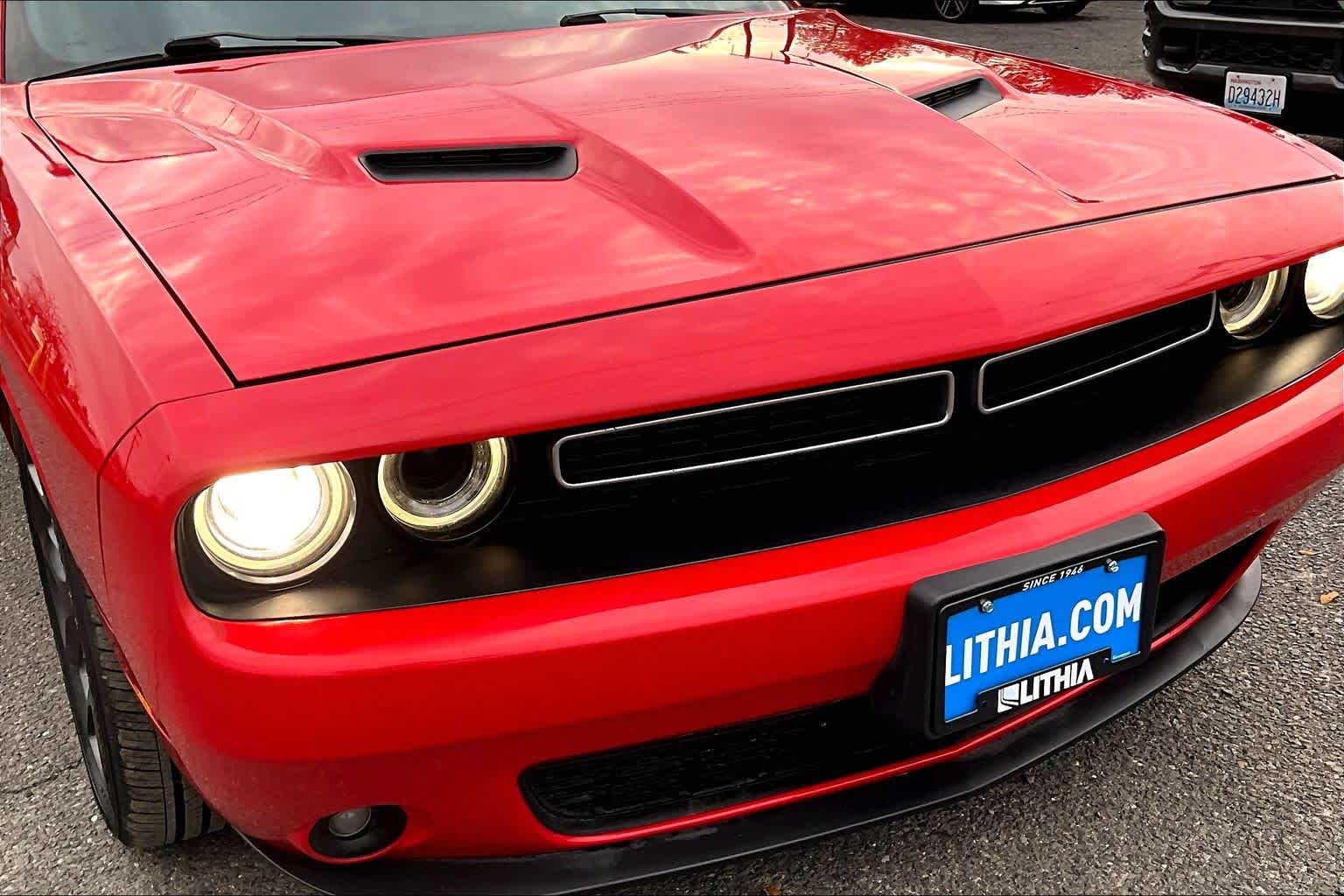 Thumbnail: 2018 Dodge Challenger - 32