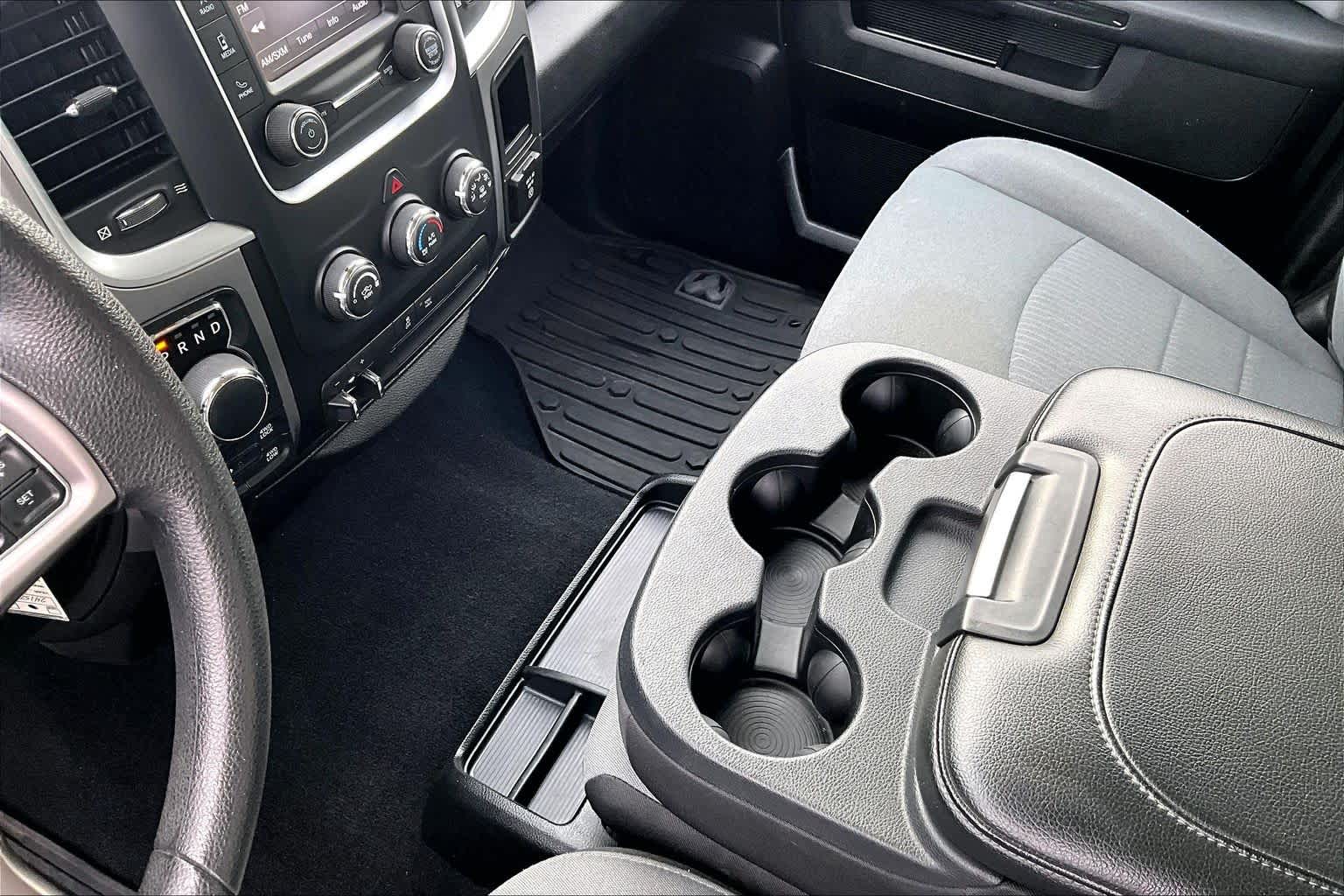 Thumbnail: 2022 RAM 1500 Classic - 17